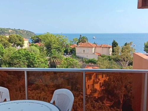 Appartement 6 pers avec Wi-Fi à Roquebrune-Cap-Martin - FR-1-827-67