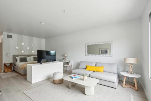 TV a/nebo společenská místnost v ubytování Hotel Circulo - Park Circle - Suite 350