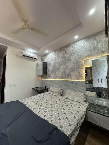 Postel nebo postele na pokoji v ubytování Bnb kaveri city center 944