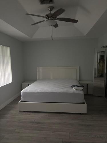 Кровать или кровати в номере Chill Vibes