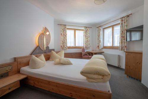 Hotel Garni Austria photo 2