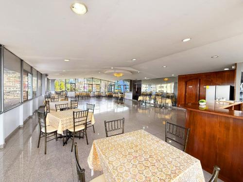 Hotel Santamaria en Quito by Lauzaにあるレストランまたは飲食店