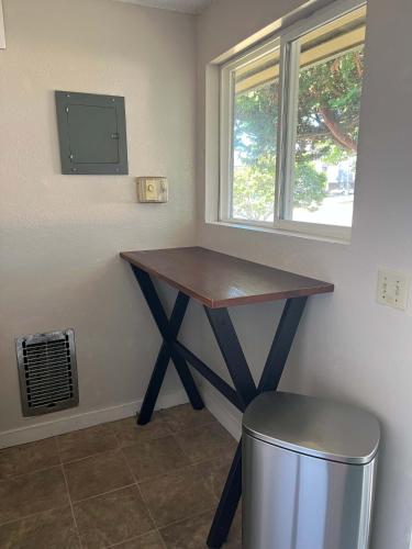Φωτογραφία από το άλμπουμ του Central Location - quiet cozy furnished apt #4 σε Snohomish