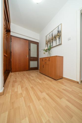 Фотография из галереи Cozy 3 bedroom flat city center в Никосии