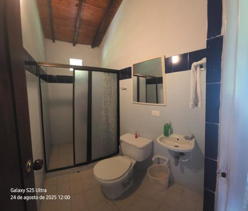 Koupelna v ubytování Villa Rosita