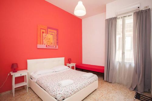 Large Apartment near Coliseum