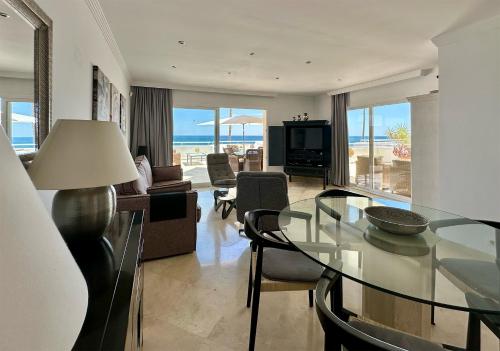 Sinfonia Del Mar Apartment also LONG TERM RENTALS