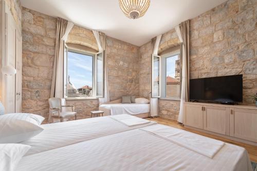 Tifani Luxury Rooms 3