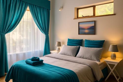 Una cama o camas en una habitación de Horison Meyer Guest Suites