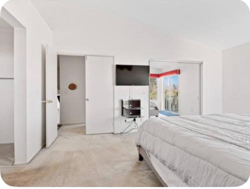 Postel nebo postele na pokoji v ubytování Resort Style House