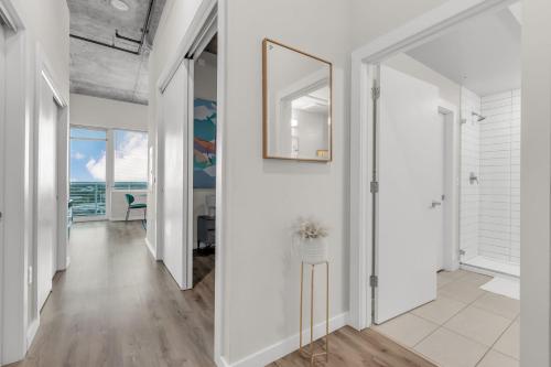 Φωτογραφία από το άλμπουμ του Modern Unit in the Heart of Downtown St Pete σε St Petersburg