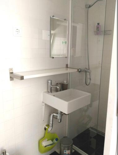 Pequeno apartamento com terraço