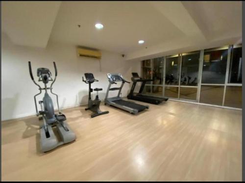 Fitness centrum a/nebo fitness zařízení v ubytování WakakaPackers