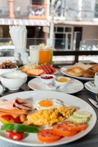 Mad på hotellet eller i nærheden