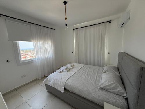 Φωτογραφία από το άλμπουμ του Royal Sun Sitesi ,2 yatak odalı Deniz Manzaralı daire,İskele Longbeach σε Iskele