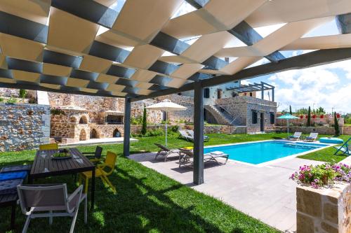 Πισίνα στο ή κοντά στο ERONDAS Cretan Country Villas