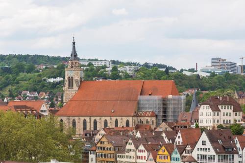 Pemandangan umum bagi Tübingen atau pemandangan bandar yang diambil dari hotel