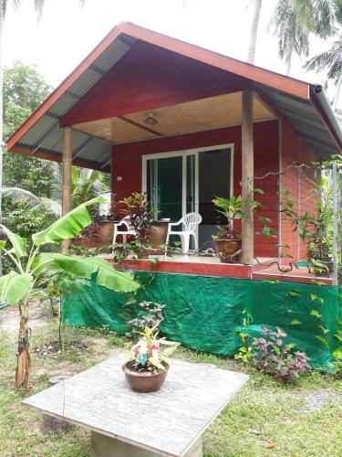 Zahrada ubytování Koh Kood SABAI BUNGALOWS