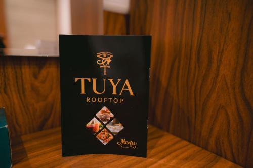 Certifikát, hodnocení, plakát nebo jiný dokument vystavený v ubytování Tuya pyramids inn