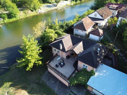Foto Riverside Panorama Apartment 1 near City Center Brko 1 1