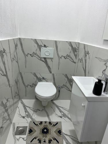 Mynd úr myndasafni af Suite í Kosovska Mitrovica