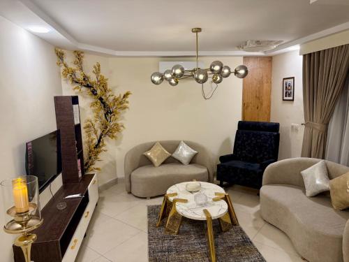 Gambar di galeri bagi DownTown Apartments Gulberg di Lahore