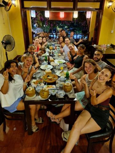 Clientes alojados en Gito Hostel Hoian