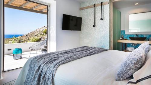 Gallery image of Amyth of Mykonos Super Paradise in Super Paradise Beach