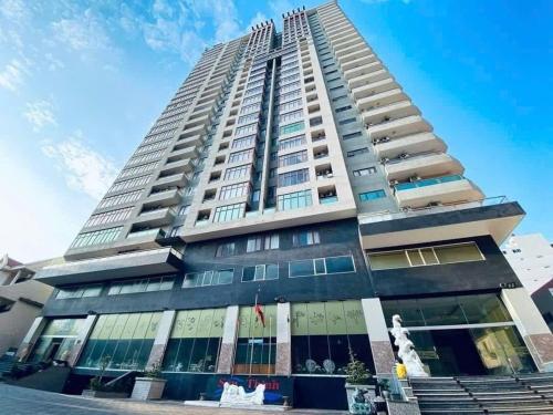 Tòa nhà nơi khách sạn tọa lạc