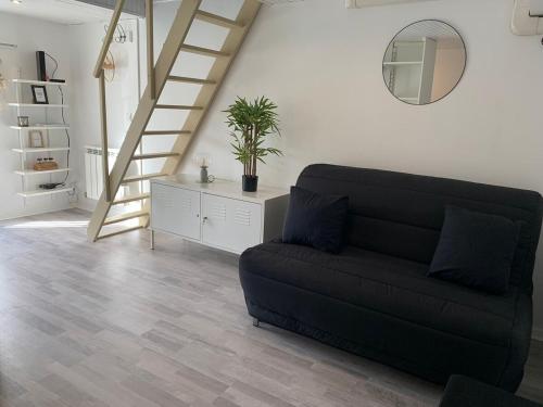 House with garden and parking near Disney