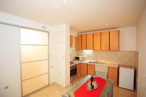 Apartment Mile