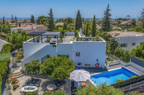Villa Sylisia by Villa Plus