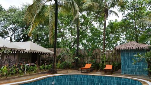 Kolam renang di atau dekat dengan Goya Gate Beach Resort
