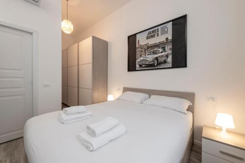 Resnati 8 - James Bond Bilo - B Home