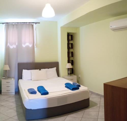 Trizinia View Garden