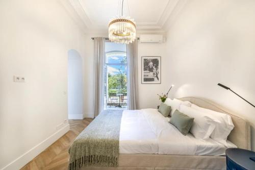 LB Vacation Rentals I Luxurious 1BR with parking & terrace