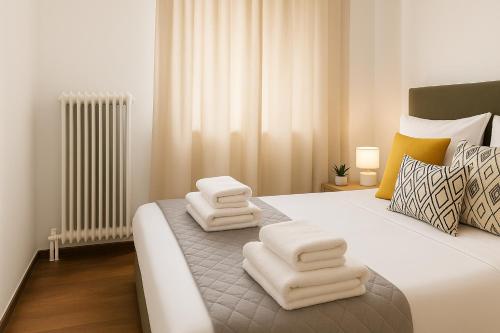 Central, Quiet & Comfortable Apartment