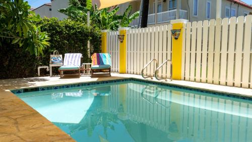 Πισίνα στο ή κοντά στο Luxury - 1 min to Beach - Pool - New Remodel