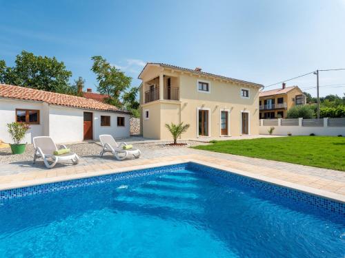 Holiday home in Labin with private pool