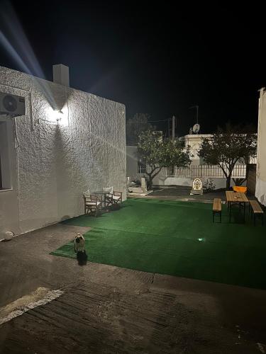 Φωτογραφία από το άλμπουμ του Εξοχική Μονοκατοικία με αυλή και εξωτερική αποθήκη-Country house with yard and external warehouse σε Dhermatiánika