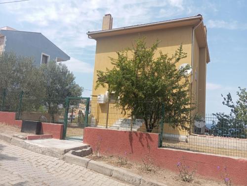 Gallery image of Villa YeniFoça in Foca