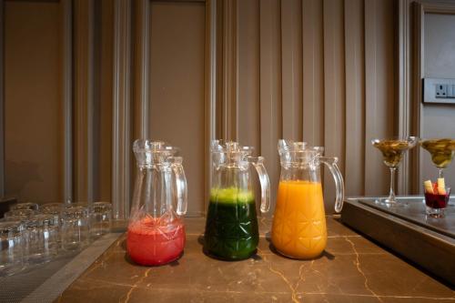 Ποτά στο Hanric by Eight Continents, Ikshana Luxe