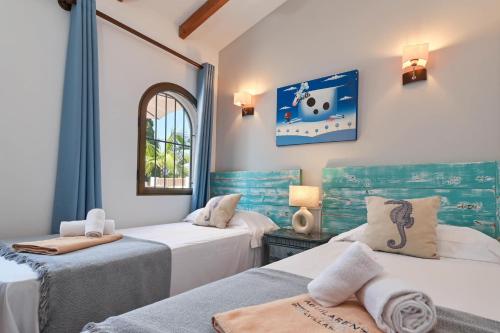 Casa Virginia by Aguilarent