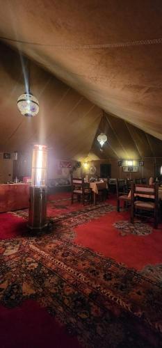 Posezení v ubytování Erg Sahara camp