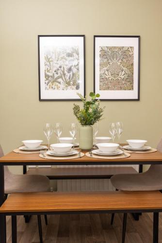 Φωτογραφία από το άλμπουμ του Cosy & Charming Stay 10 mins to to Newcastle σε Felling