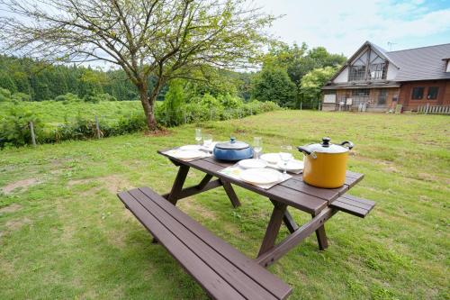 Un jardín fuera de Sakata Log House 酒田ログハウス