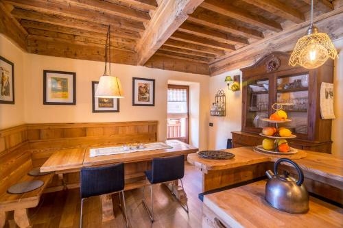 Φωτογραφία από το άλμπουμ του Mountain House With Alpine Views In Traverses σε Traverses