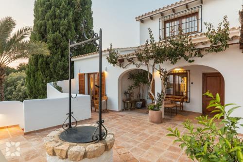 Villa Sandro by Abahana Villas