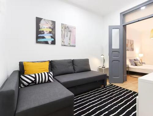 Lisbon Typical 2 Charming Flat by Homeful Homes