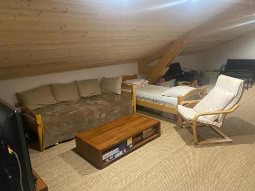 Χώρος καθιστικού στο Villa Alpine